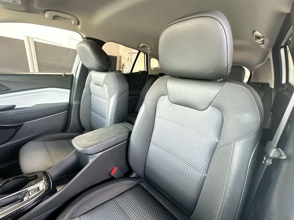 Thumbnail: 2025 Chevrolet Trax - 11