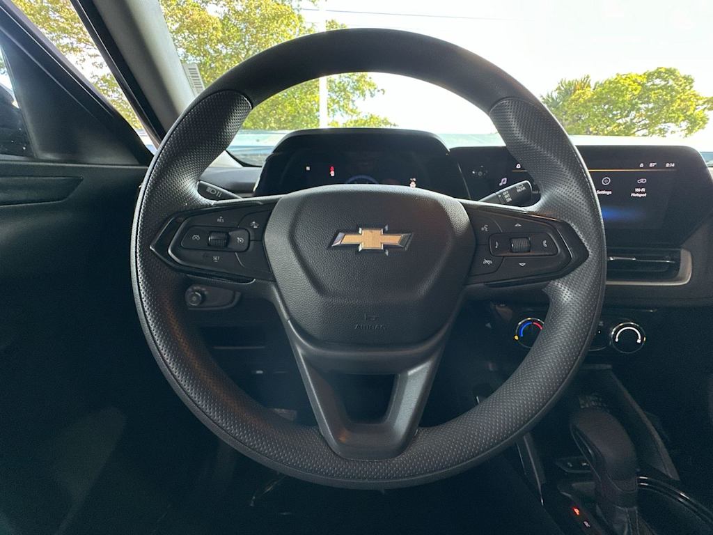 Thumbnail: 2025 Chevrolet TrailBlazer - 10