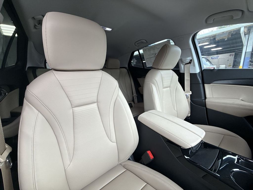 Thumbnail: 2025 Buick Envision - 12