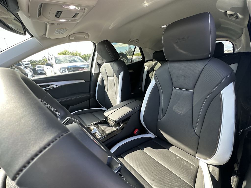 Thumbnail: 2025 Buick Envision - 12