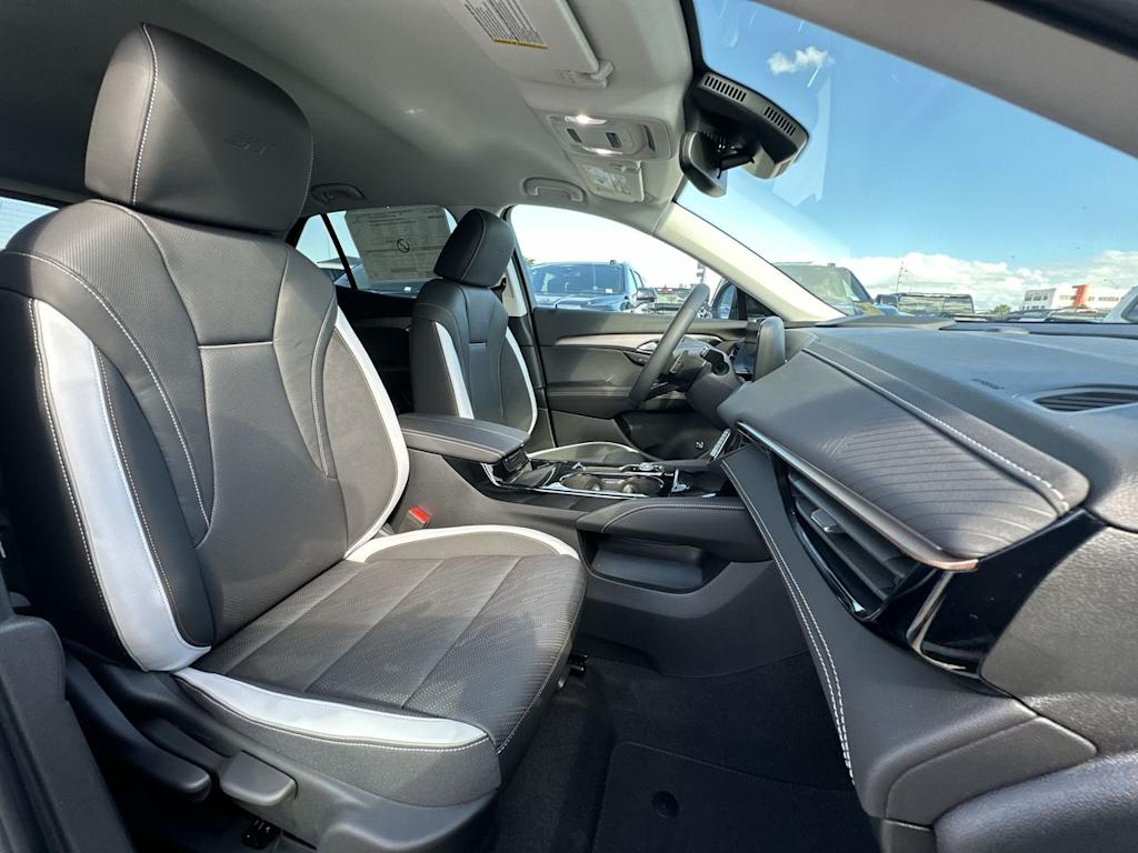 Thumbnail: 2025 Buick Envision - 11