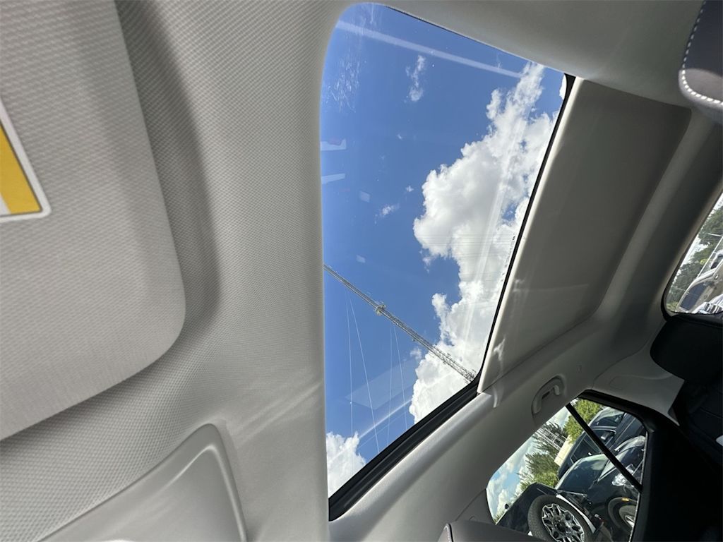 Thumbnail: 2025 Buick Envision - 15