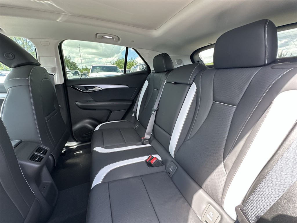 Thumbnail: 2025 Buick Envision - 22