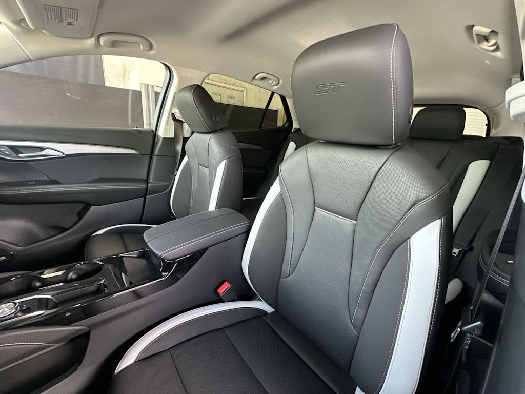 Thumbnail: 2026 Buick Envision - 9