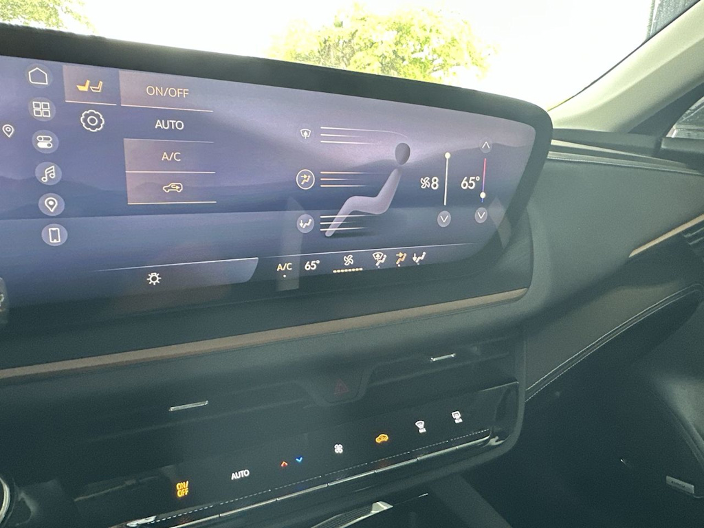 Thumbnail: 2026 Buick Envision - 25