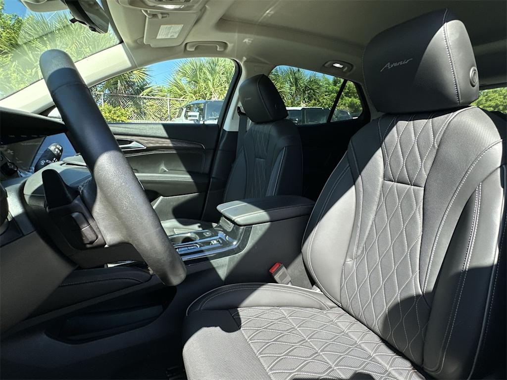 Thumbnail: 2023 Buick Envision - 11