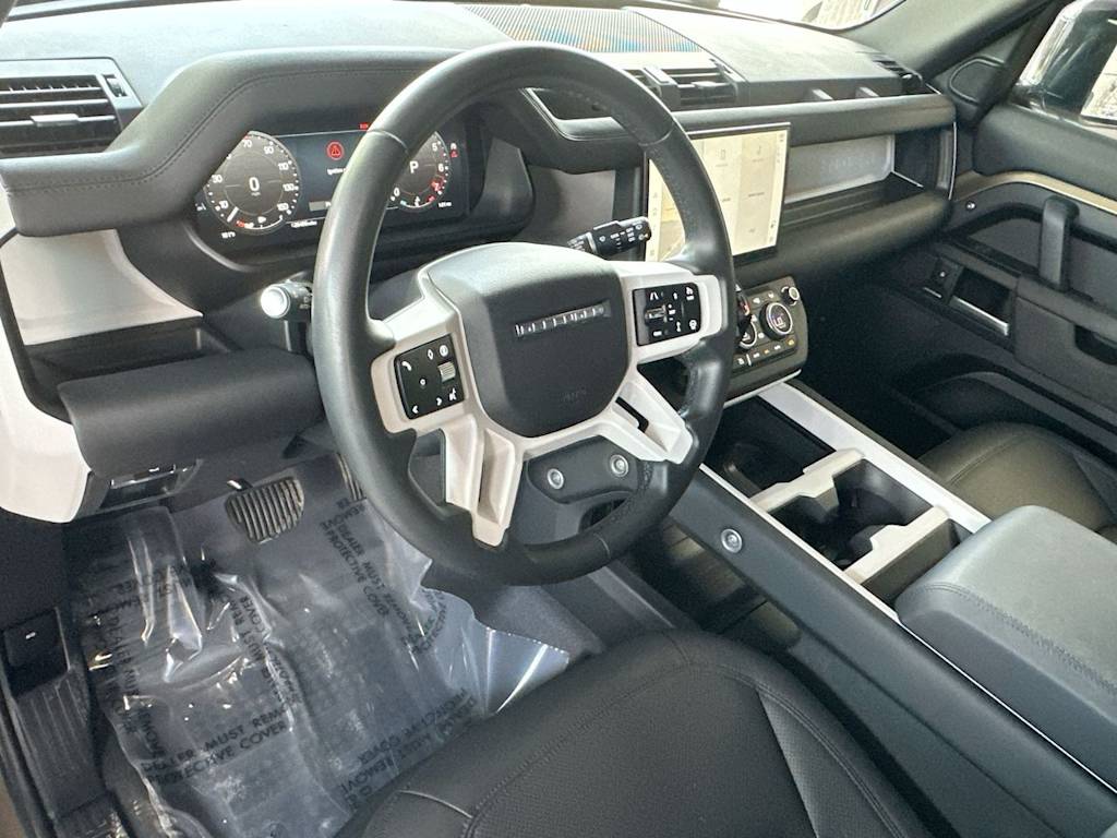 Thumbnail: 2025 Land Rover Defender - 2