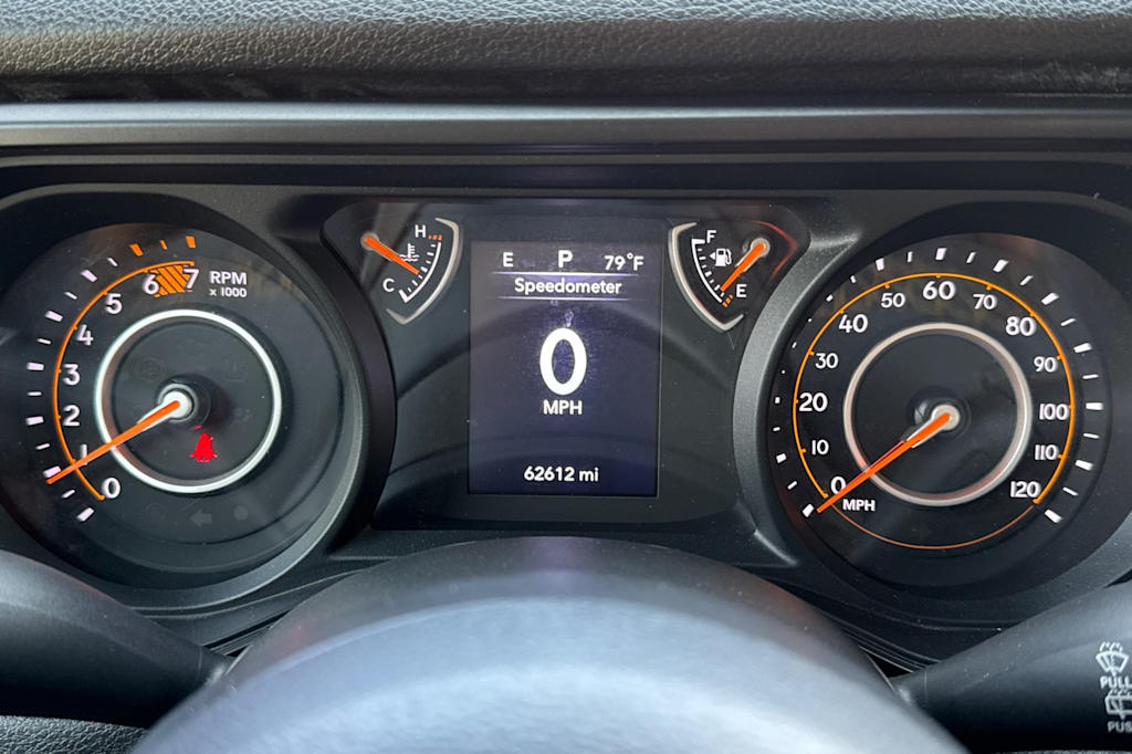 Thumbnail: 2024 Jeep Wrangler - 15