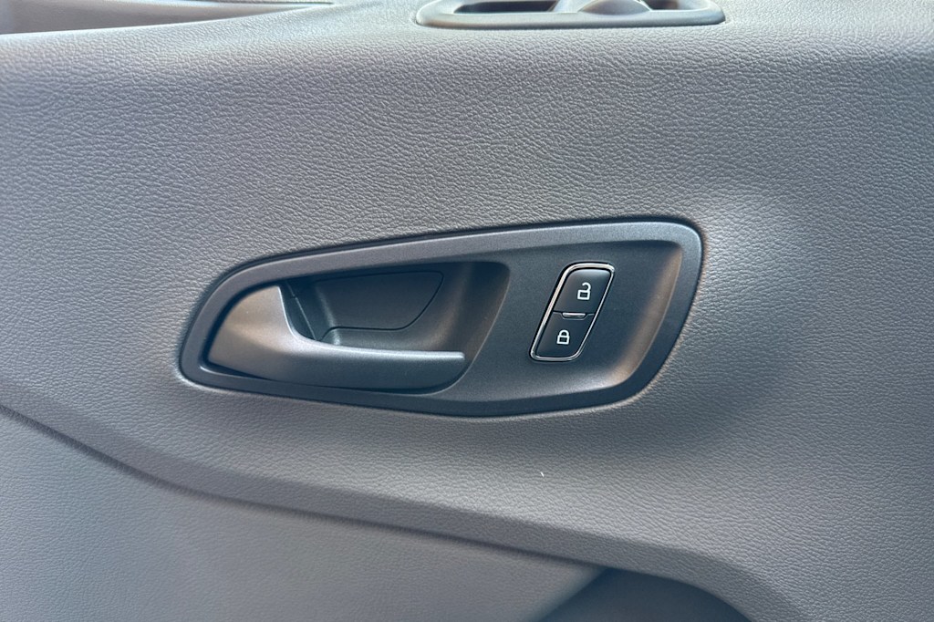 Thumbnail: 2025 Ford Transit Series - 22