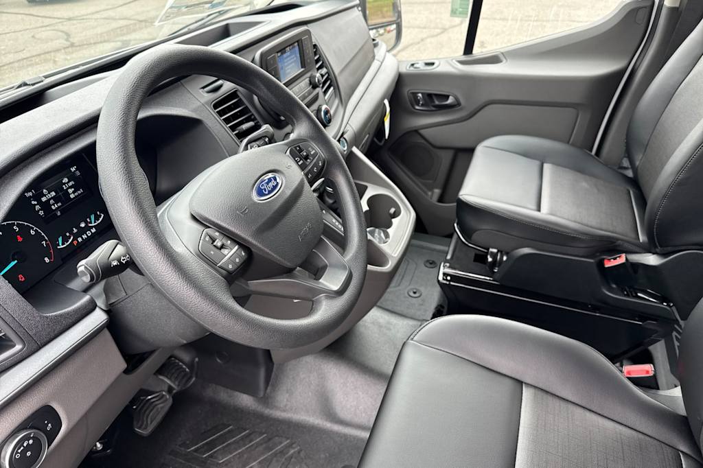 Thumbnail: 2025 Ford Transit Series - 8