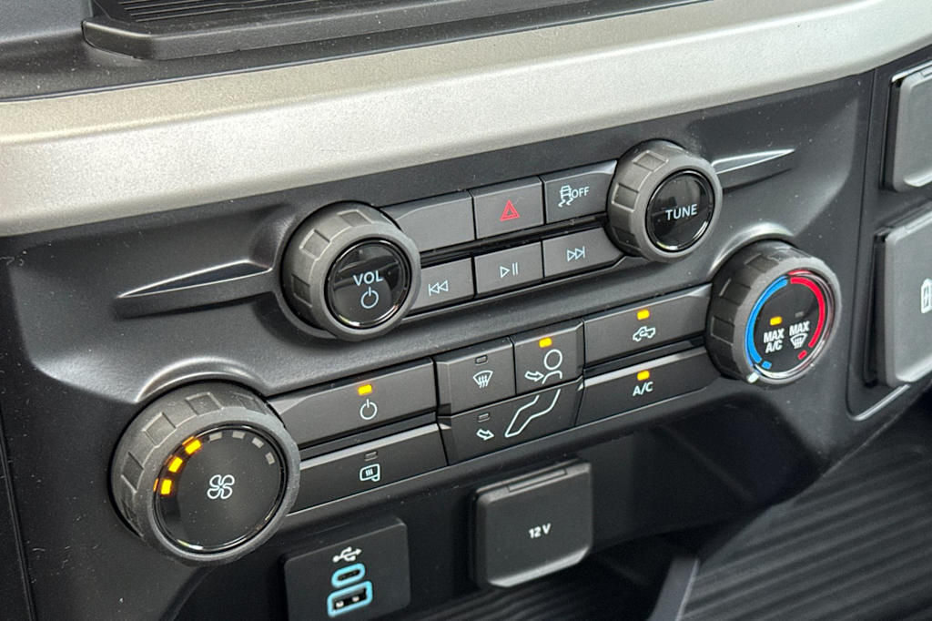 Thumbnail: 2026 Ford F-250 - 21