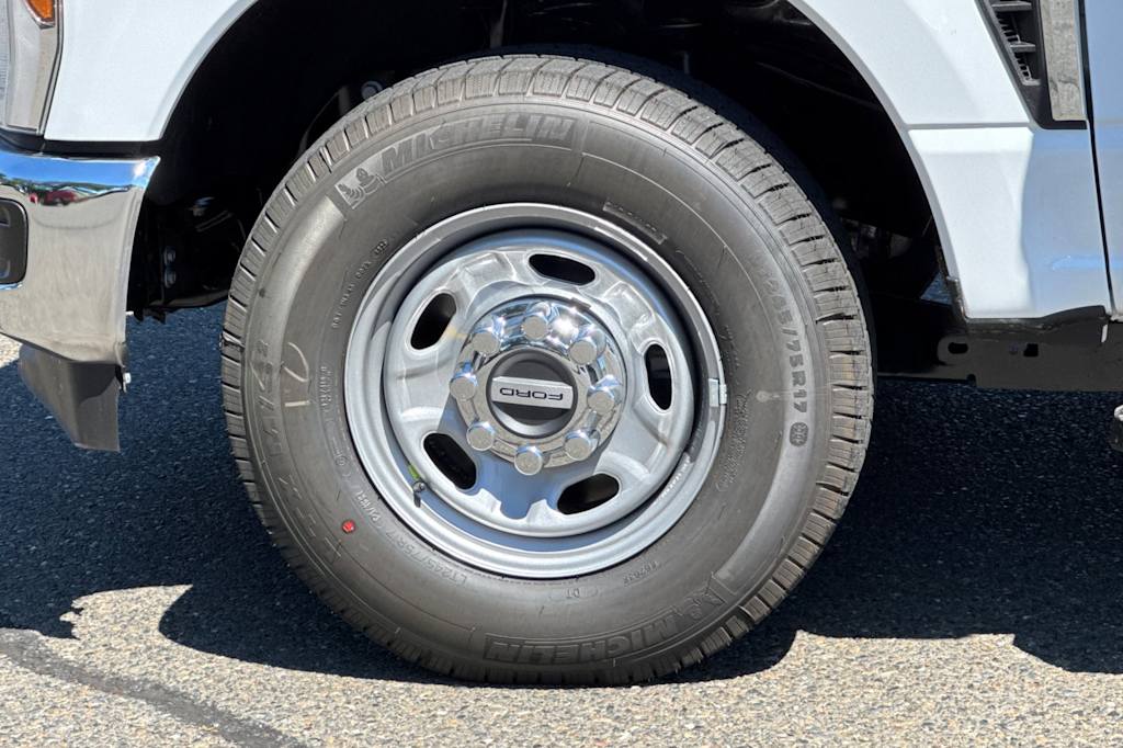 Thumbnail: 2026 Ford F-250 - 7