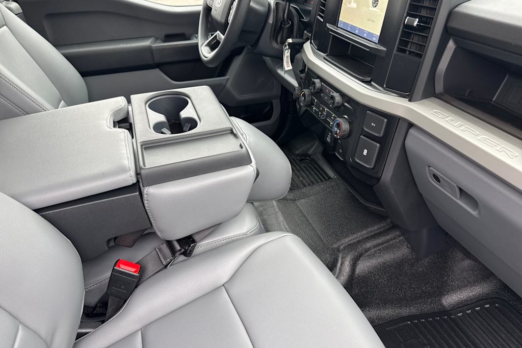 Thumbnail: 2026 Ford F-250 - 9