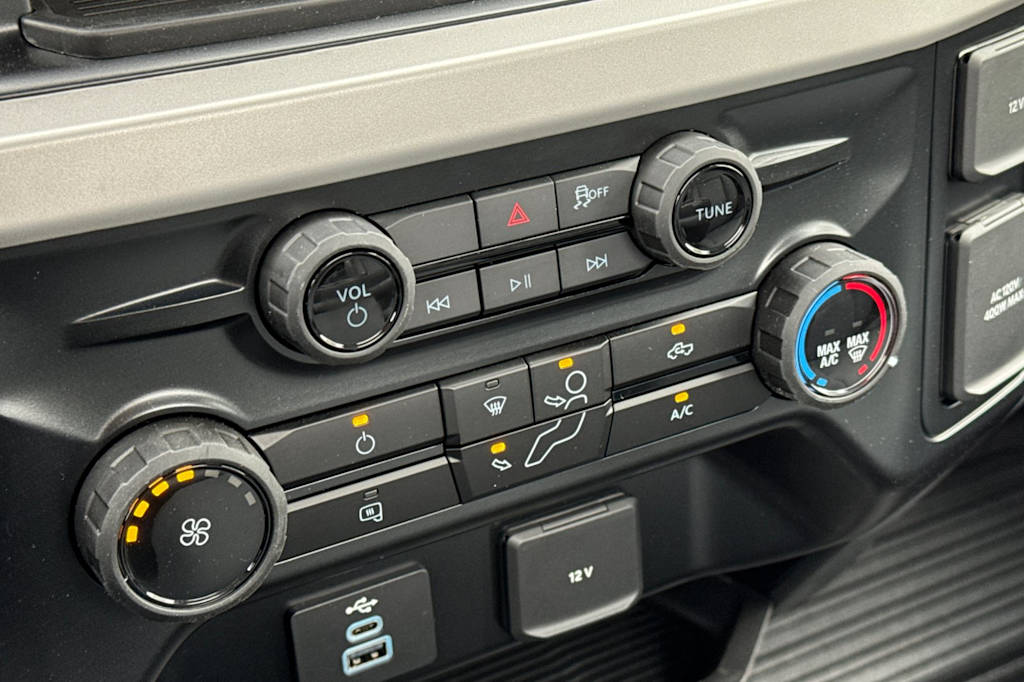 Thumbnail: 2026 Ford F-250 - 21