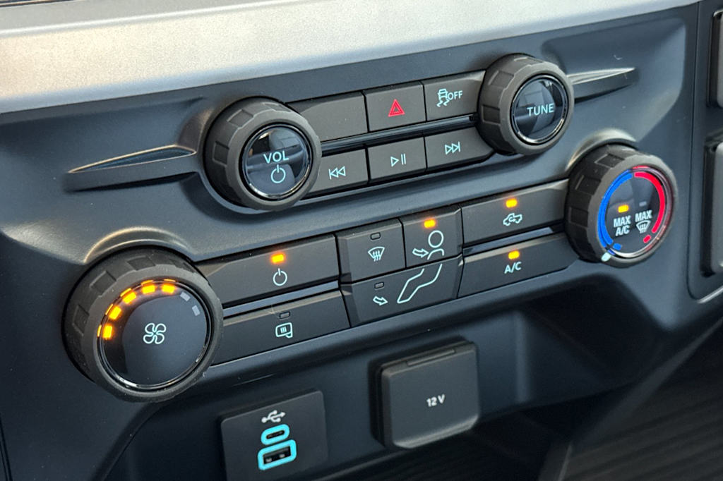 Thumbnail: 2026 Ford F-250 - 19