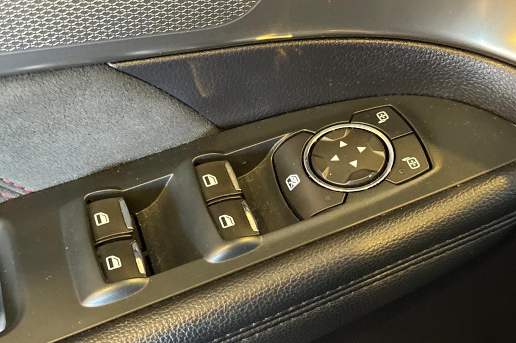 Thumbnail: 2019 Ford Explorer - 21