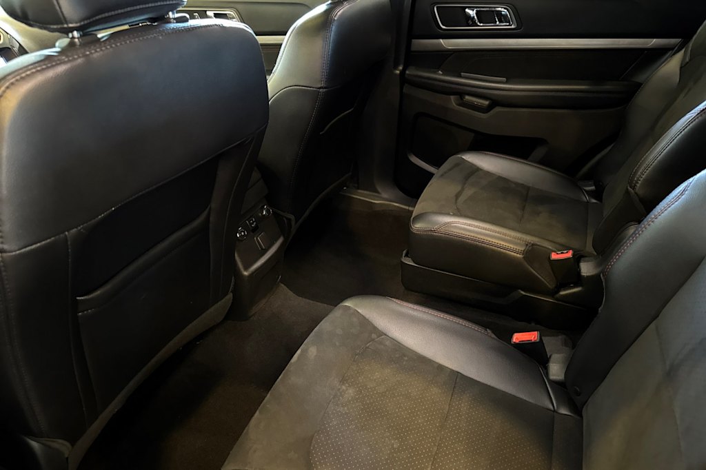 Thumbnail: 2019 Ford Explorer - 10