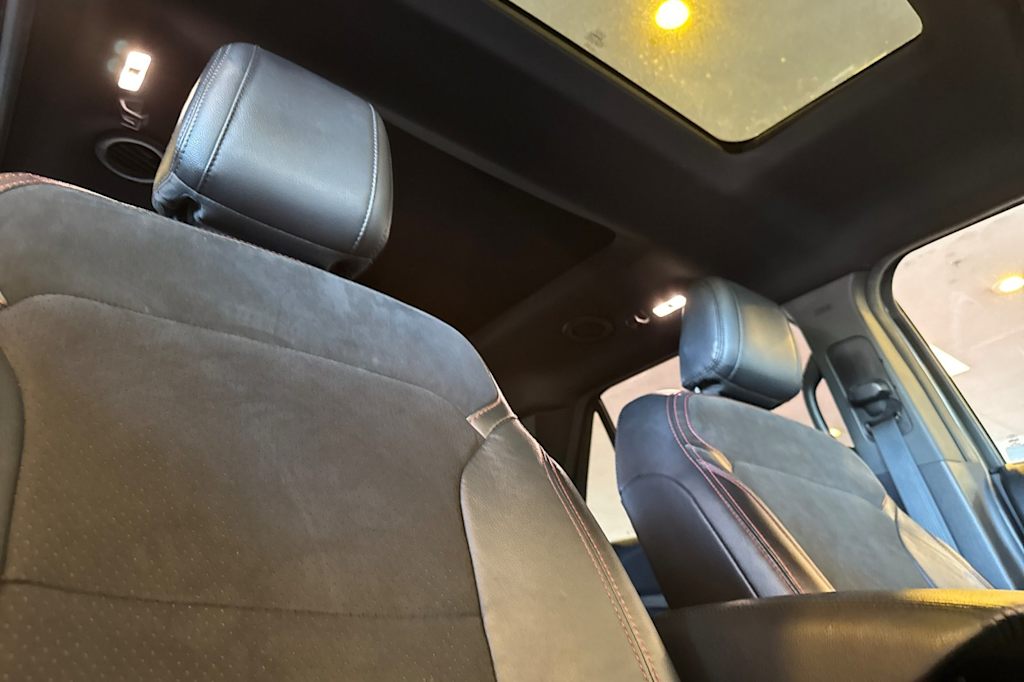 Thumbnail: 2019 Ford Explorer - 23