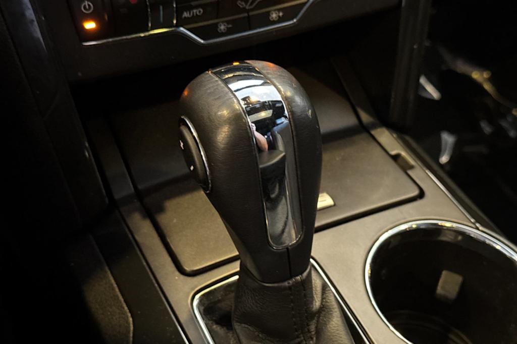Thumbnail: 2019 Ford Explorer - 14
