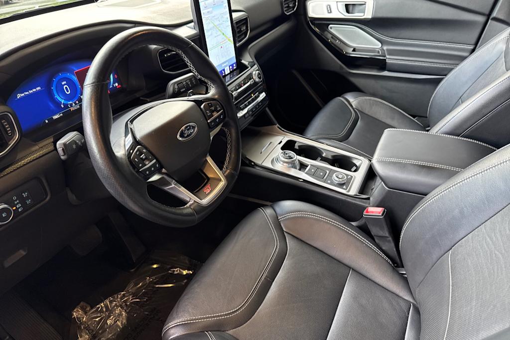 Thumbnail: 2022 Ford Explorer - 9