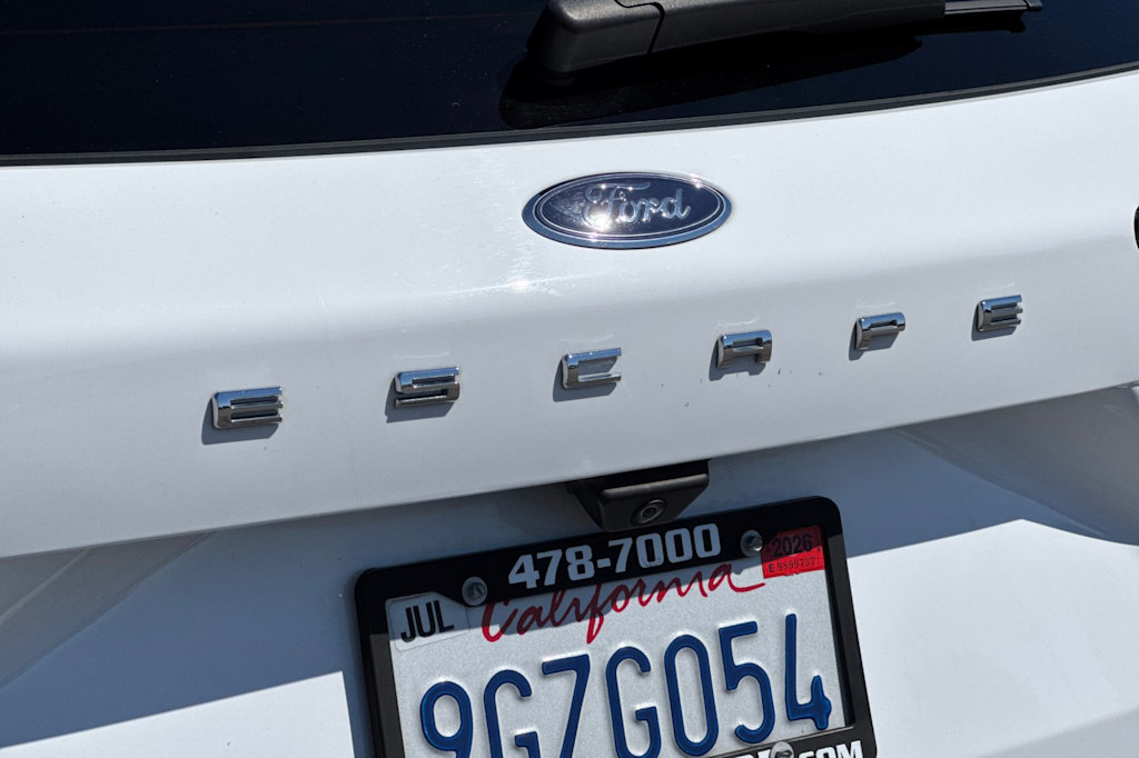 Thumbnail: 2022 Ford Escape - 7