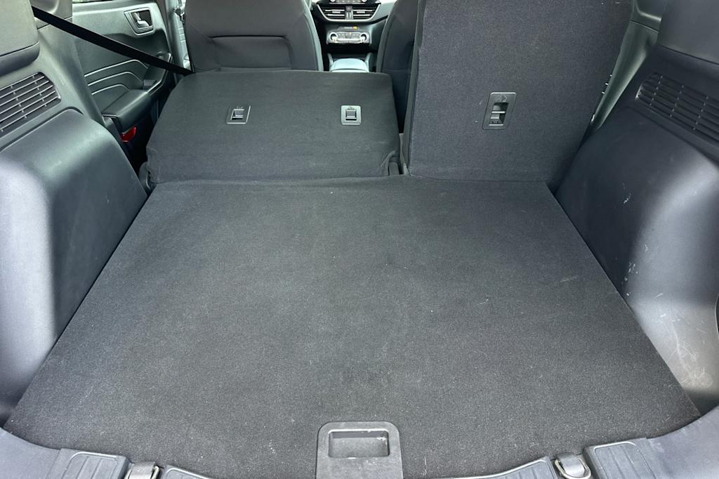 Thumbnail: 2022 Ford Escape - 16