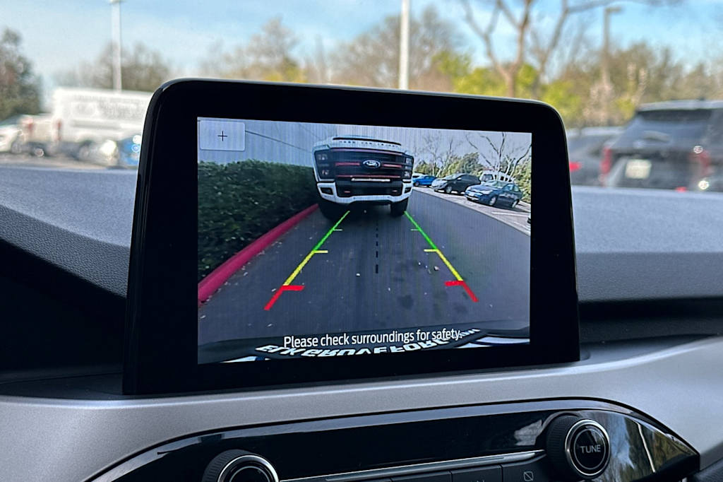 Thumbnail: 2022 Ford Escape - 24