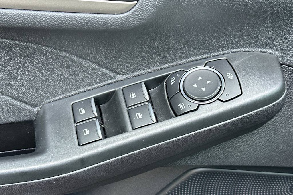 Thumbnail: 2022 Ford Escape - 22