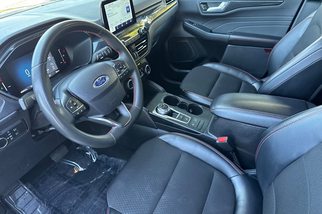 Thumbnail: 2025 Ford Escape - 9