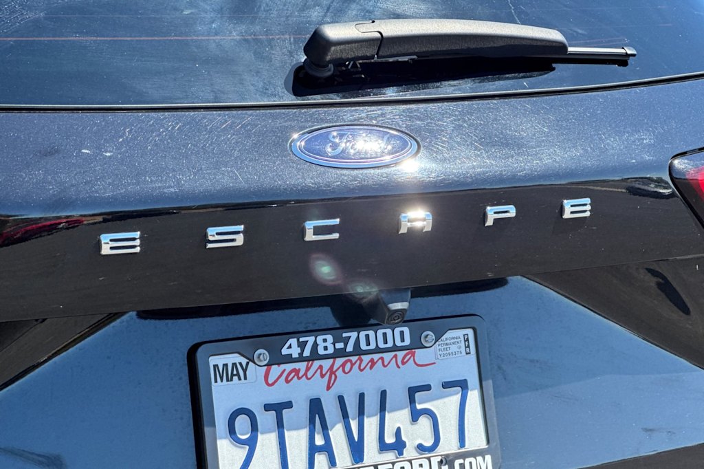 Thumbnail: 2025 Ford Escape - 7