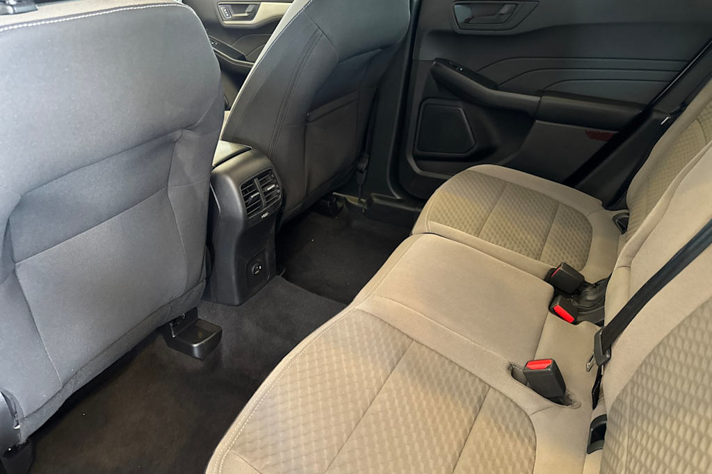 2022 Ford Escape SE 11