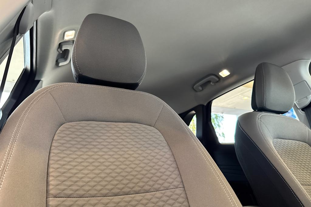 2022 Ford Escape SE 10