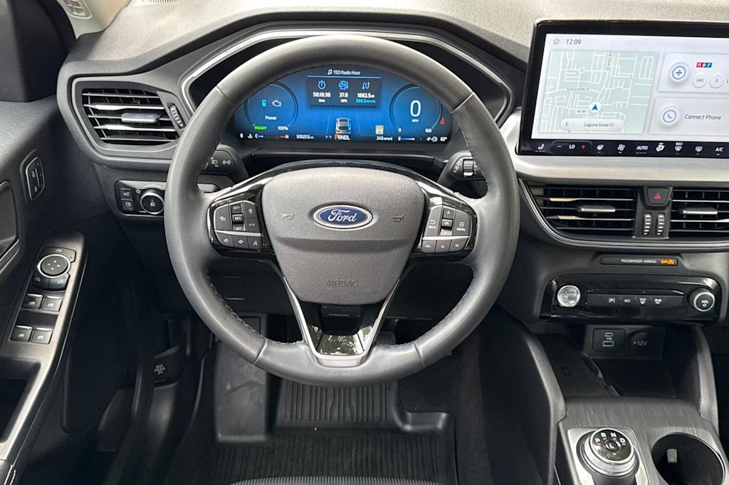 Thumbnail: 2023 Ford Escape - 12