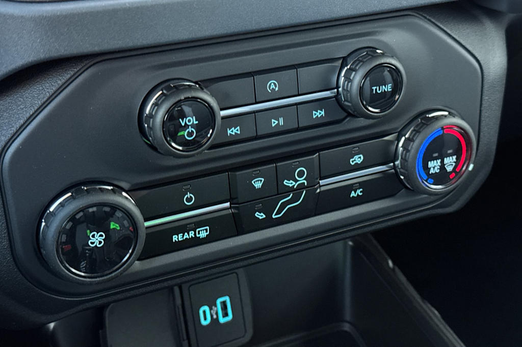 Thumbnail: 2025 Ford Bronco - 25