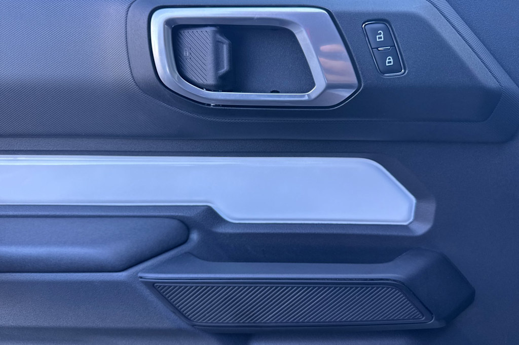 Thumbnail: 2025 Ford Bronco - 21