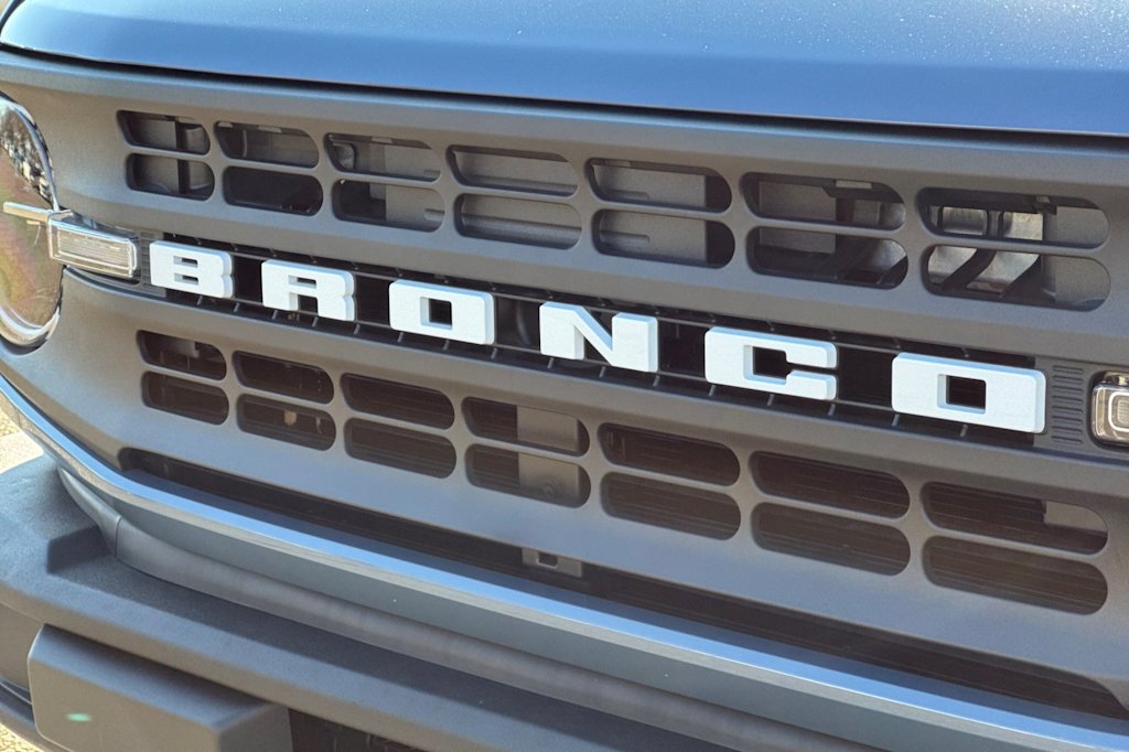 Thumbnail: 2025 Ford Bronco - 7