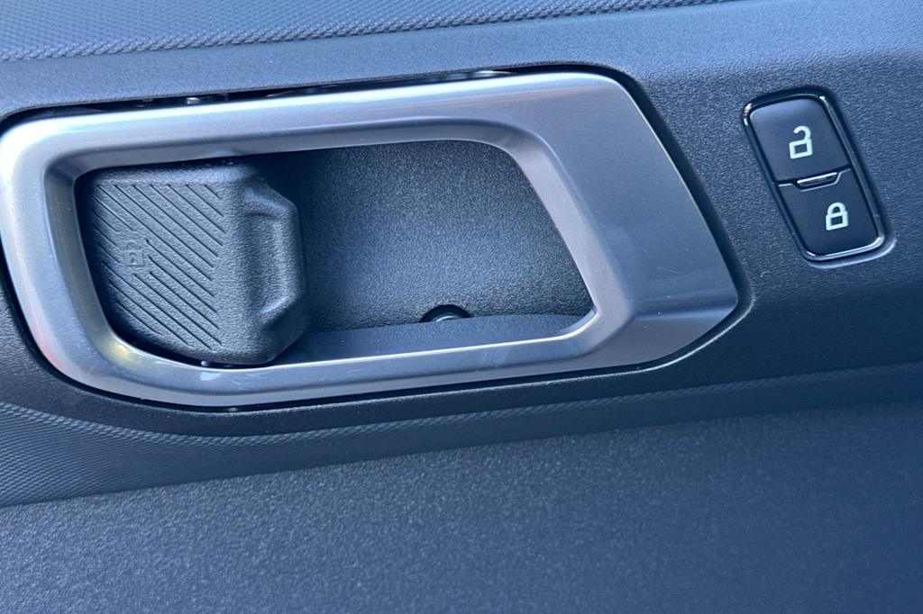 Thumbnail: 2025 Ford Bronco - 22