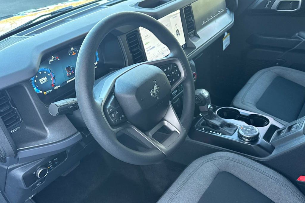 Thumbnail: 2025 Ford Bronco - 2