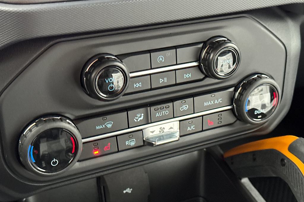 Thumbnail: 2024 Ford Bronco - 26