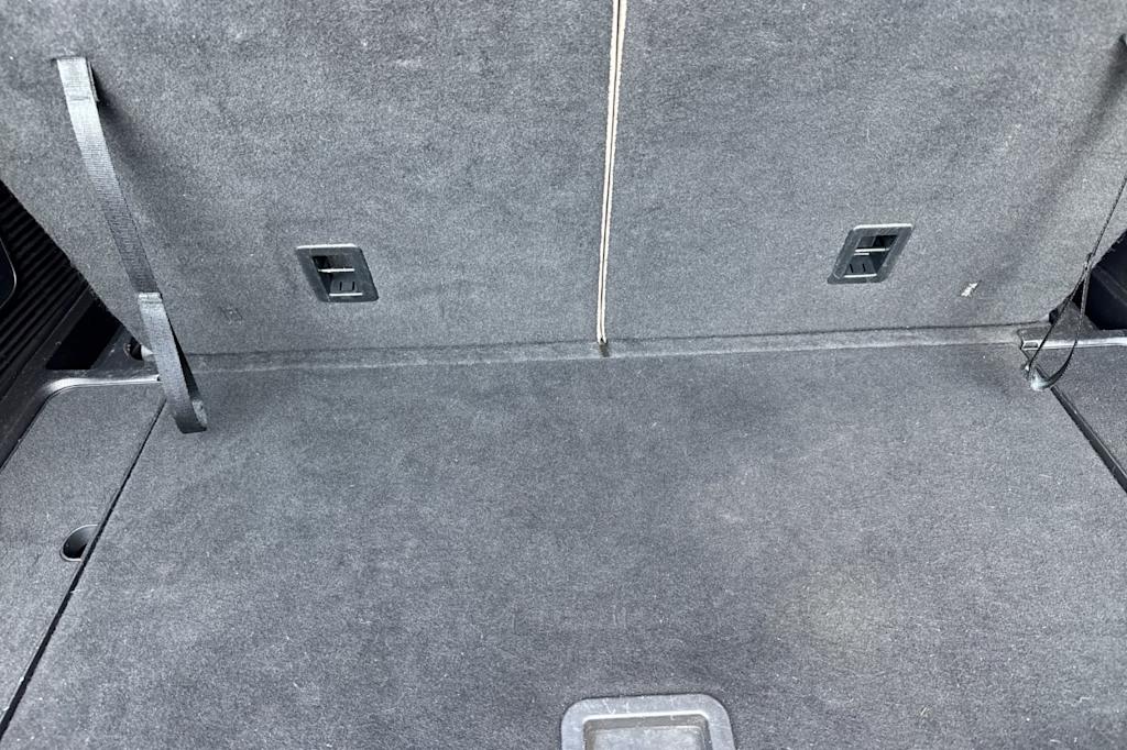 Thumbnail: 2020 Ford Explorer - 16