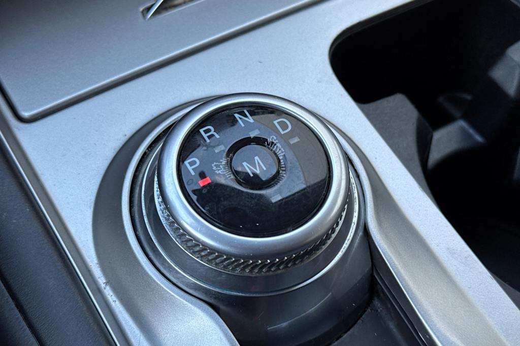 Thumbnail: 2020 Ford Explorer - 25