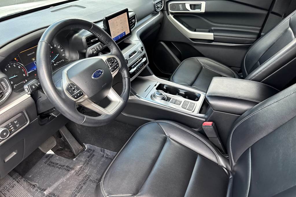Thumbnail: 2020 Ford Explorer - 9