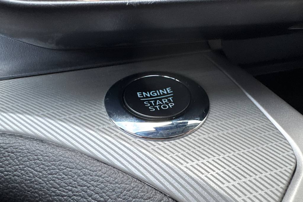 Thumbnail: 2022 Ford Explorer - 27