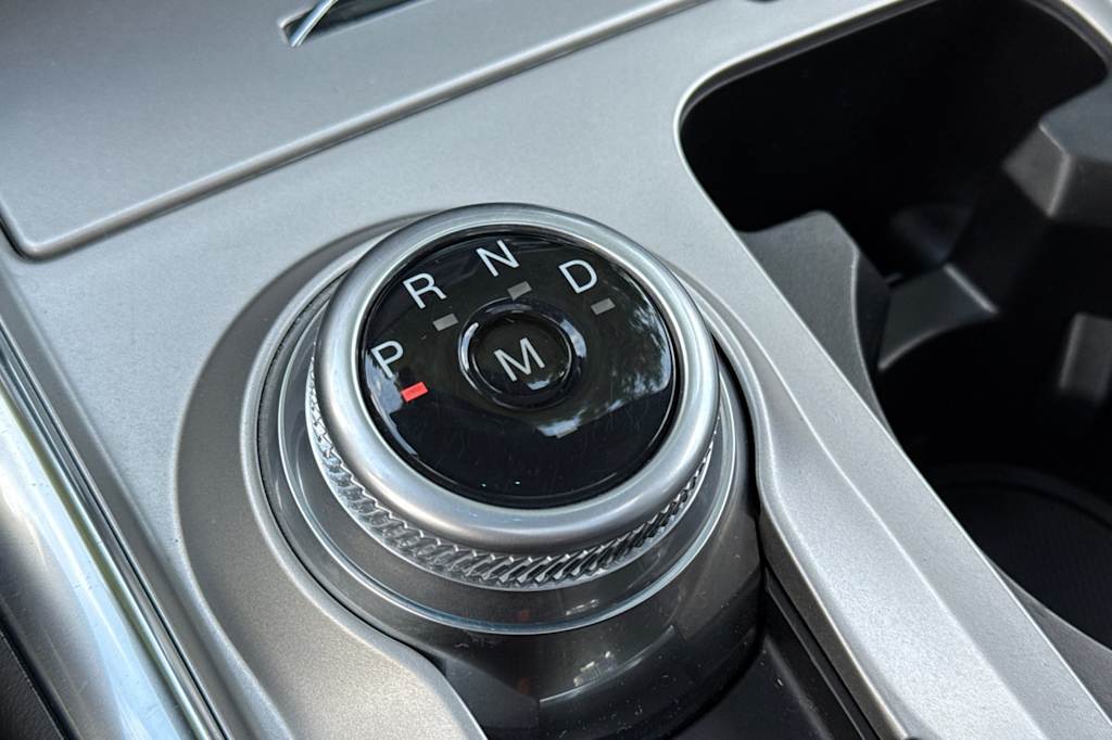 Thumbnail: 2022 Ford Explorer - 14