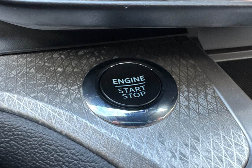 Thumbnail: 2022 Ford Explorer - 28