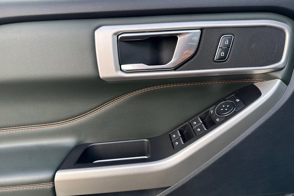 Thumbnail: 2022 Ford Explorer - 21