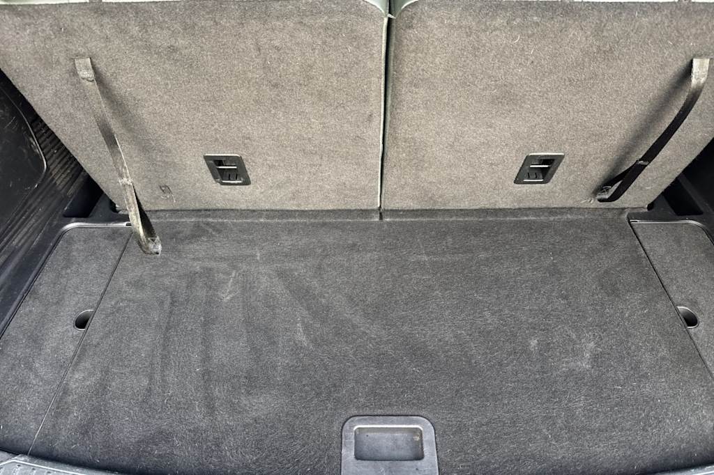 Thumbnail: 2022 Ford Explorer - 16