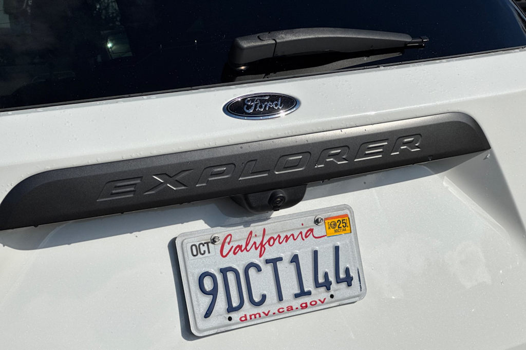 Thumbnail: 2022 Ford Explorer - 7