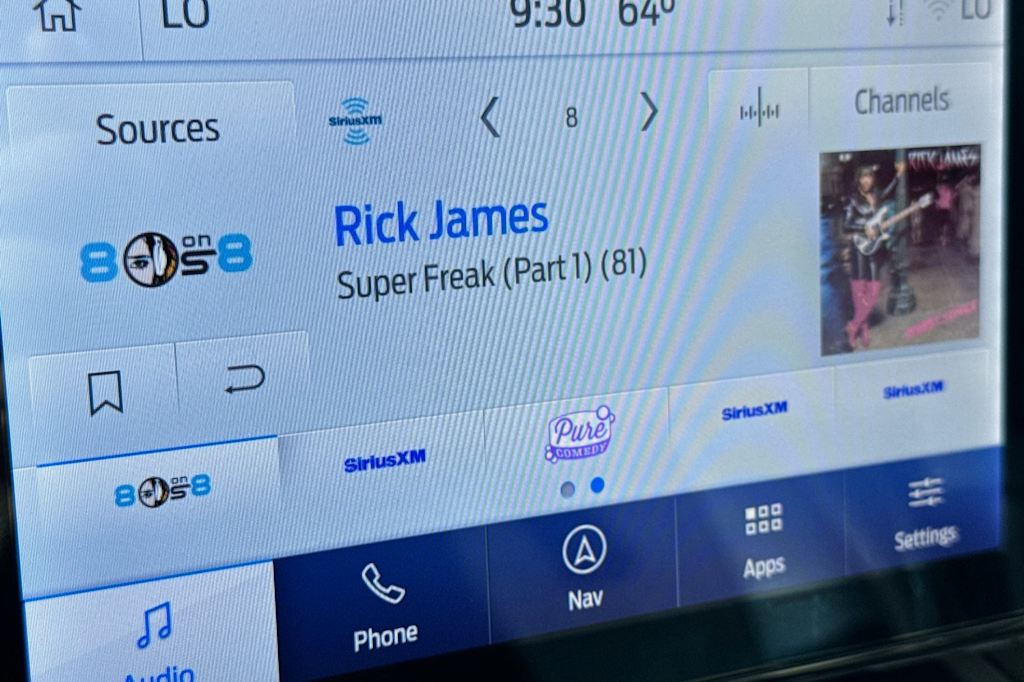 Thumbnail: 2022 Ford Explorer - 17