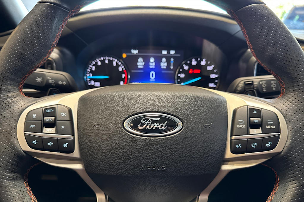 Thumbnail: 2022 Ford Explorer - 27